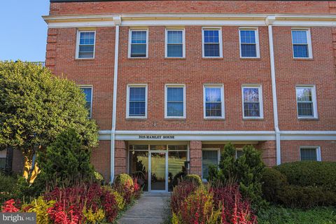 Photo of 3535 Chevy Chase Lake Drive #310, CHEVY CHASE, MD 20815 (MLS # MDMC2191674)