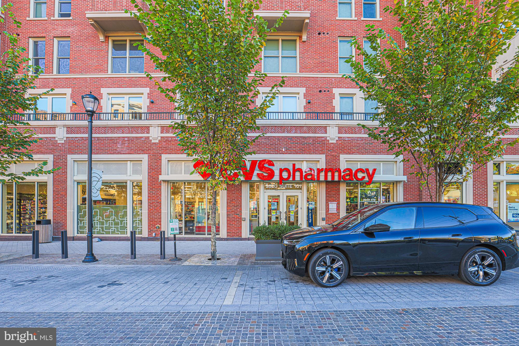 HAMLET HOUSE - Residential