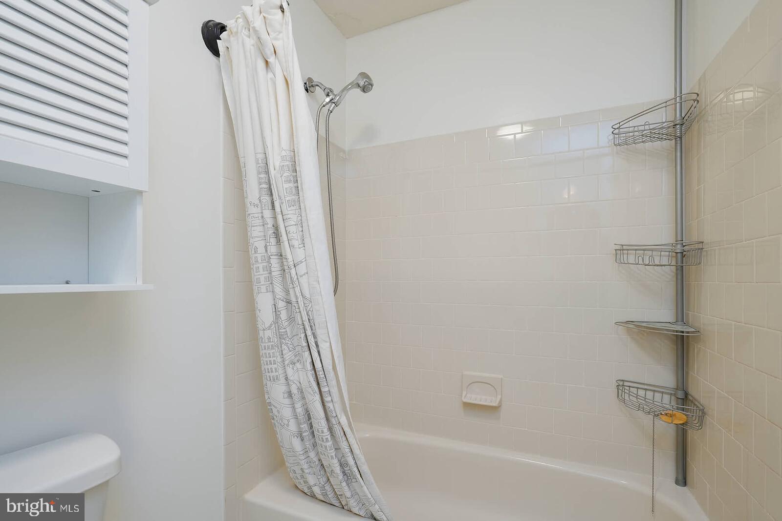 BOWLING BROOK FARMS - Residential Lease