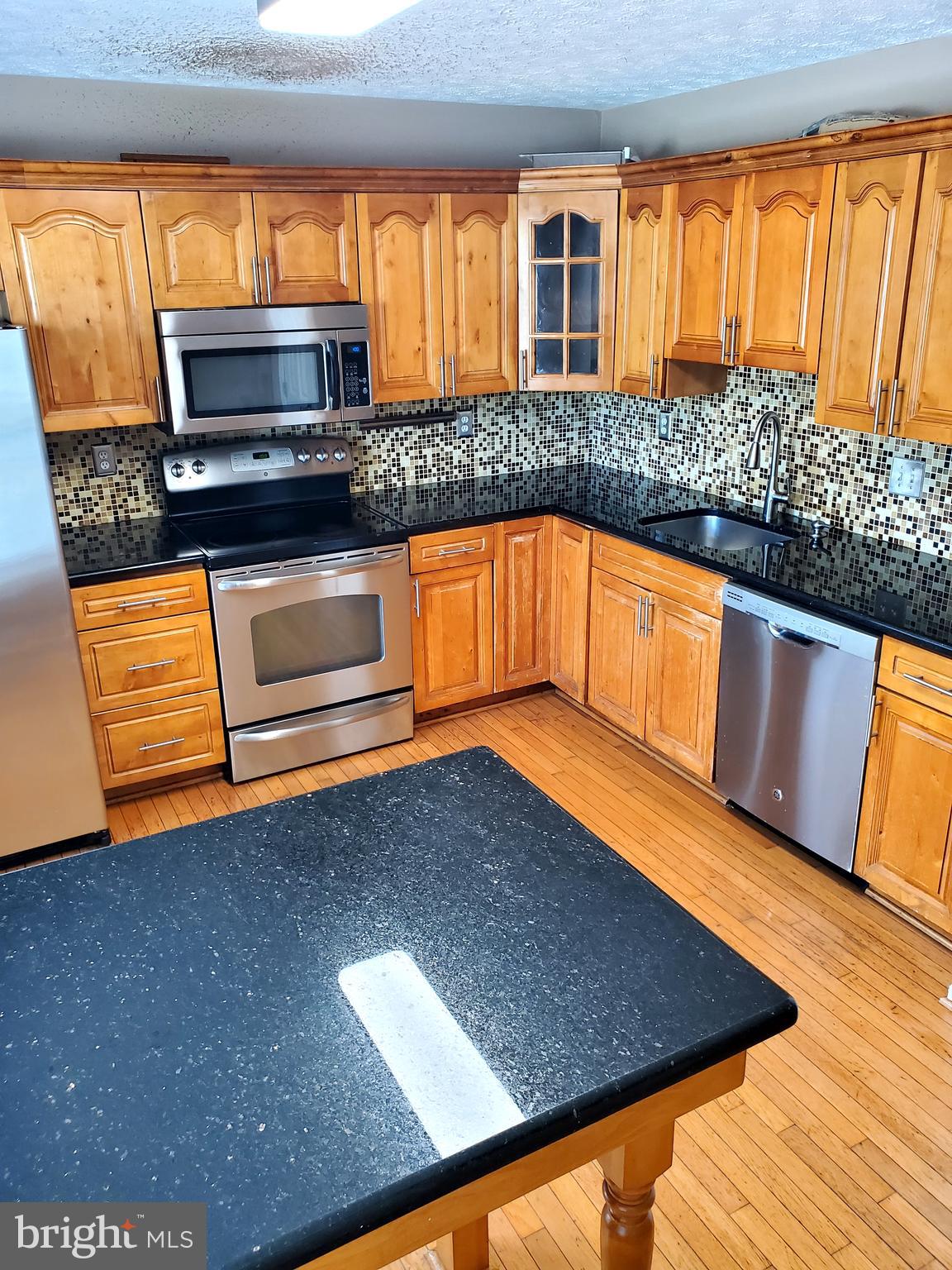 BOWLING BROOK FARMS - Residential Lease