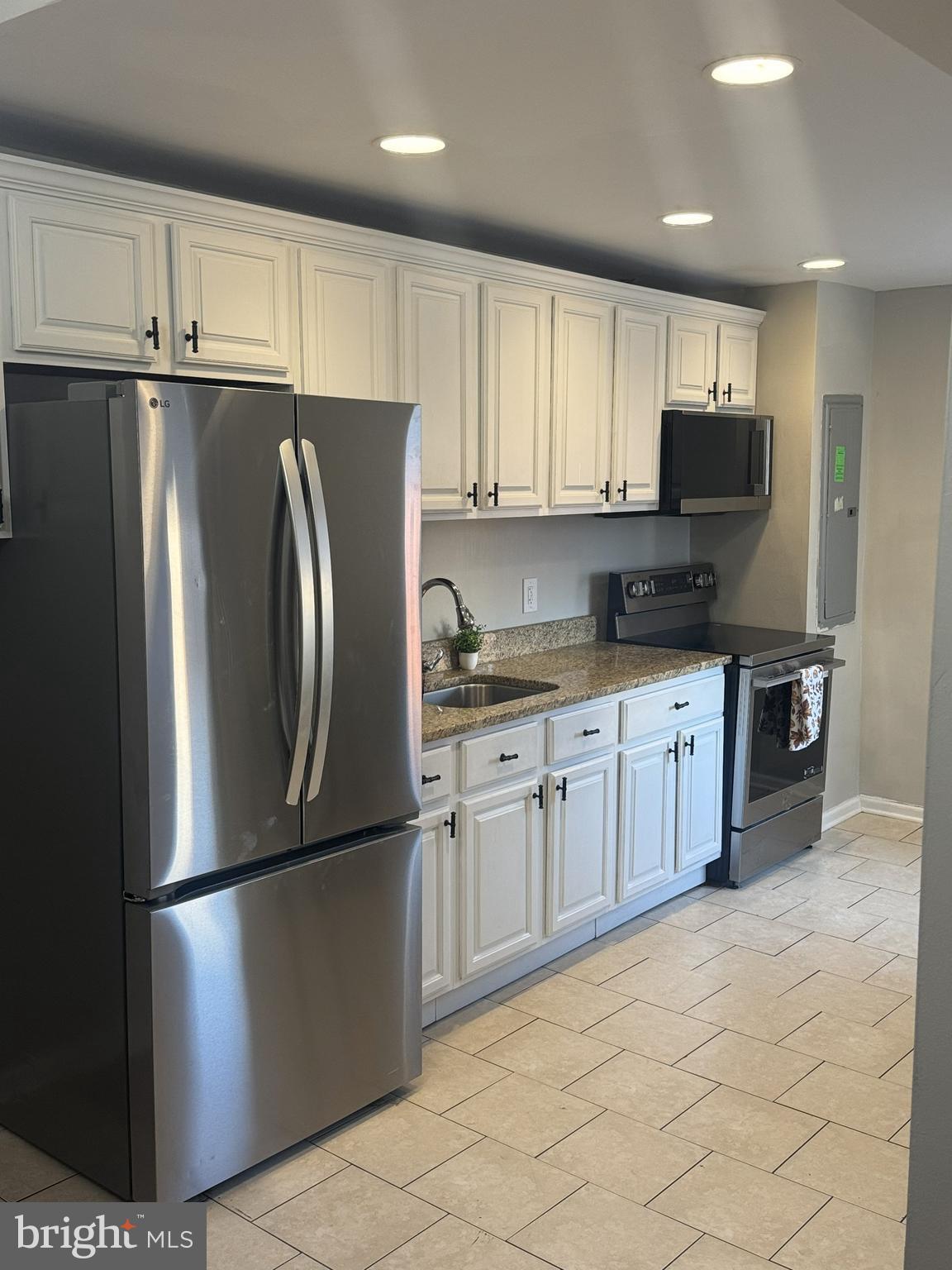 OLIVER - Residential