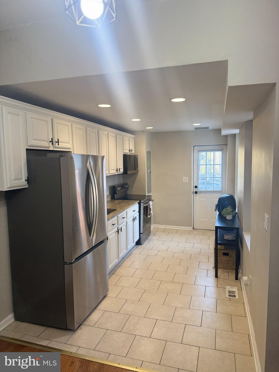 OLIVER - Residential