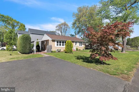 302 Spring Avenue, Croydon, PA 19021 - MLS#: PABU2093168