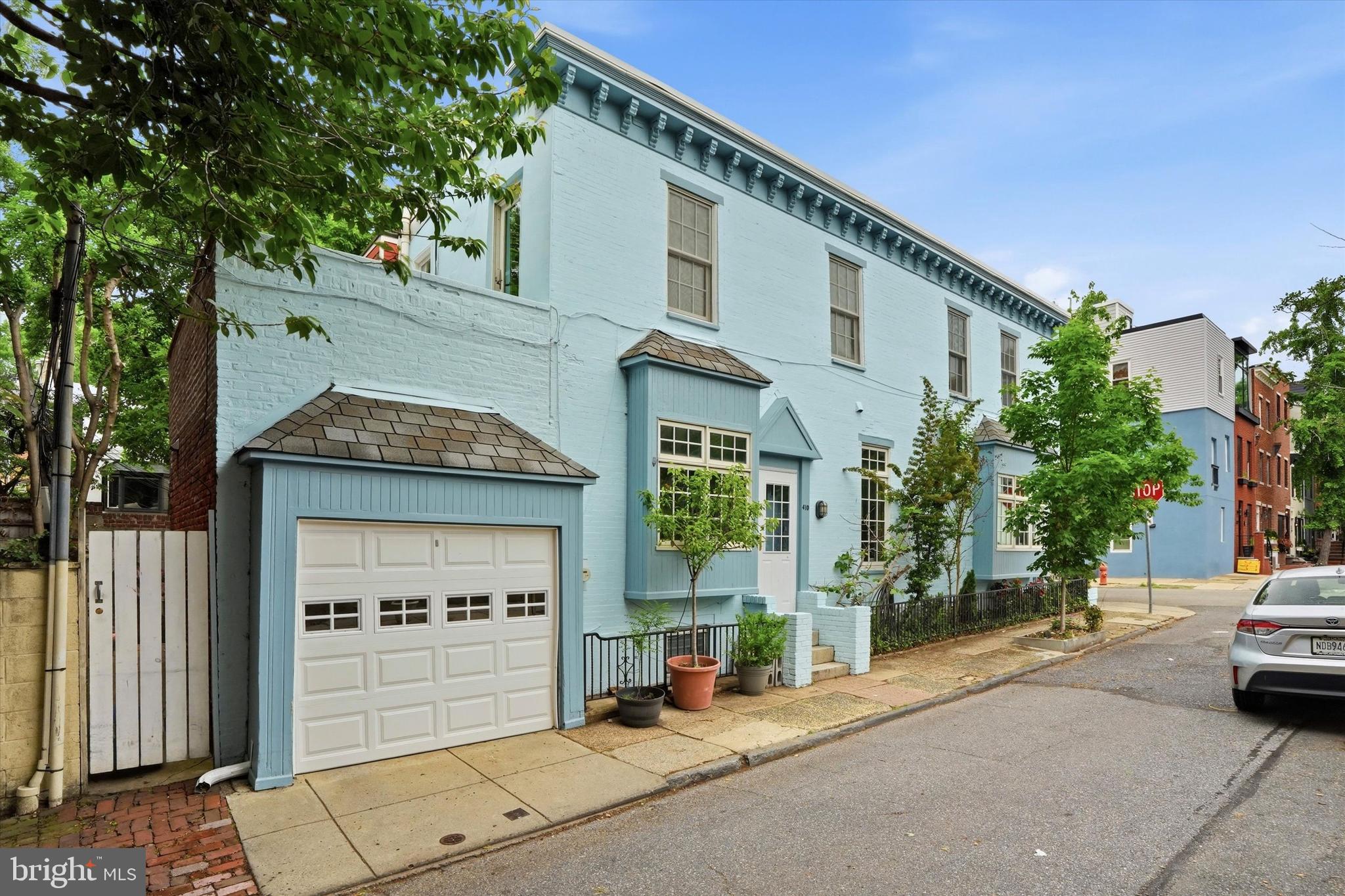 410 S 25TH STREET