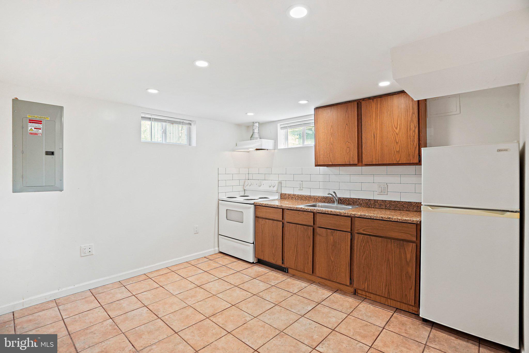BERWYN HEIGHTS - Residential
