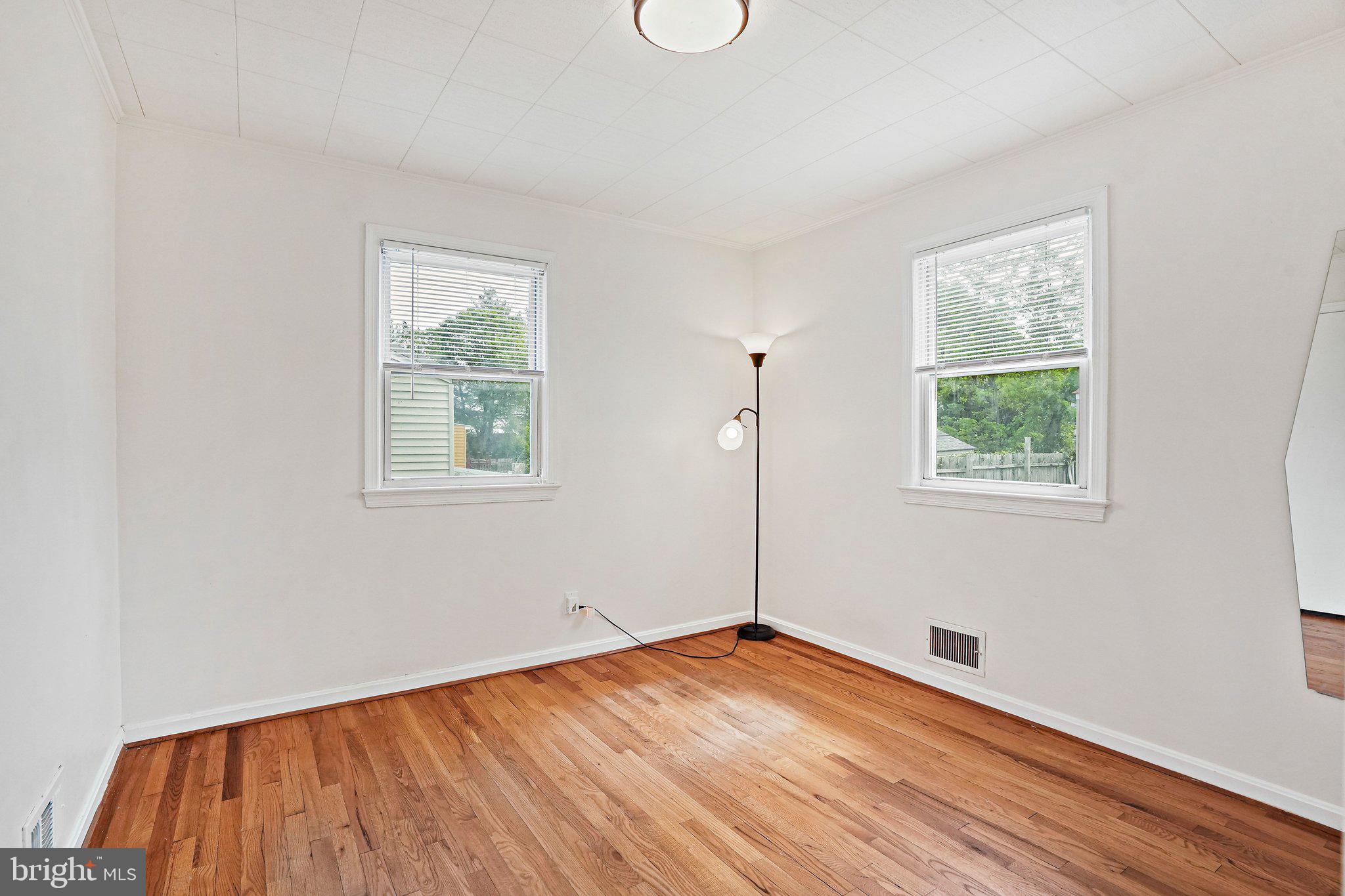 BERWYN HEIGHTS - Residential
