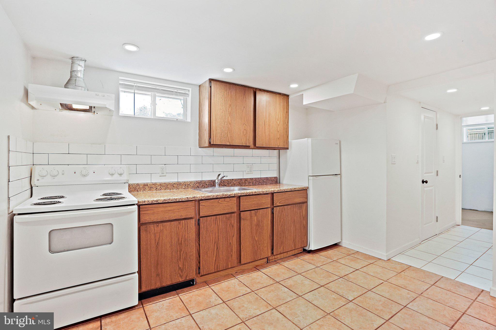 BERWYN HEIGHTS - Residential