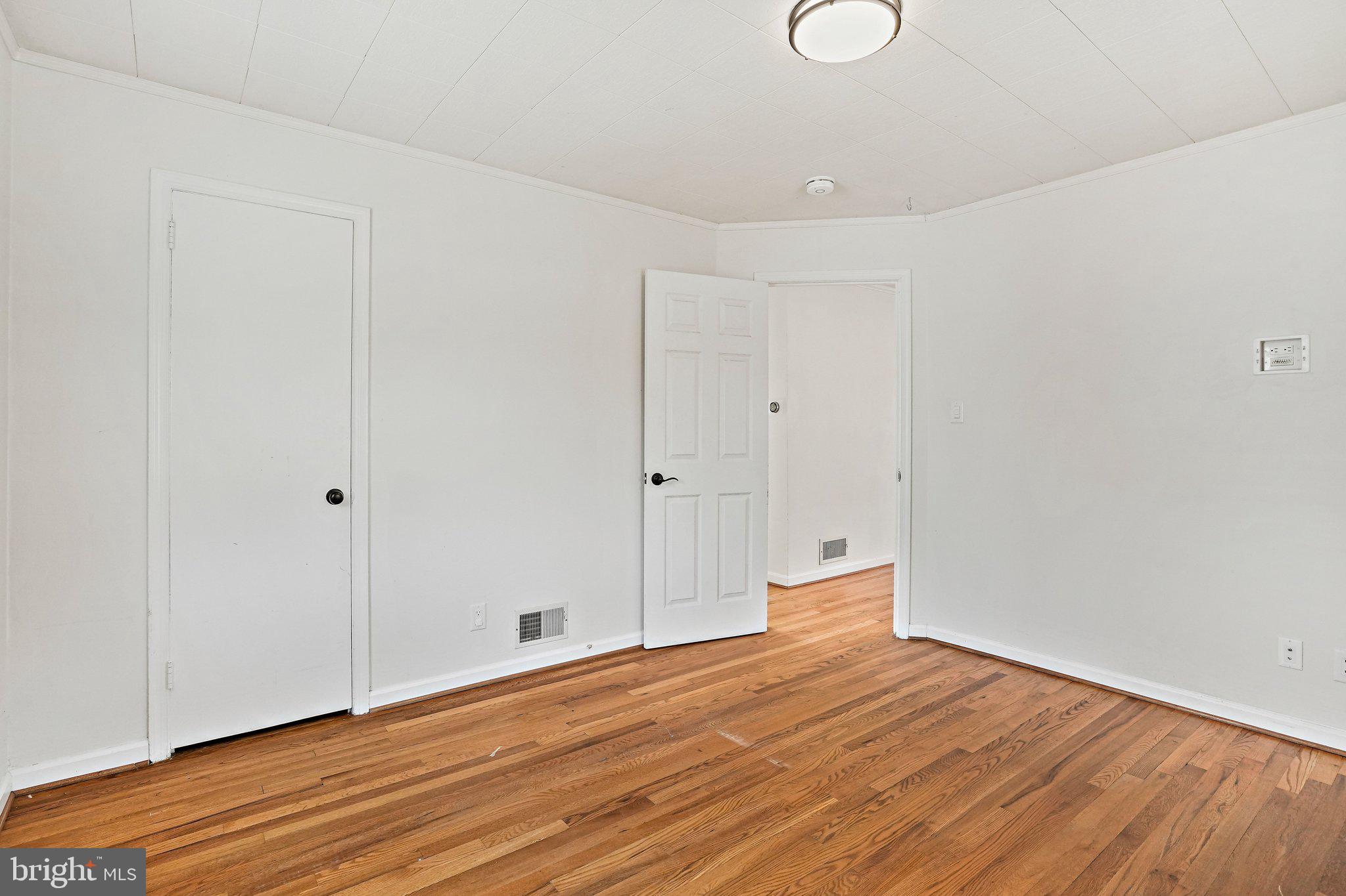 BERWYN HEIGHTS - Residential