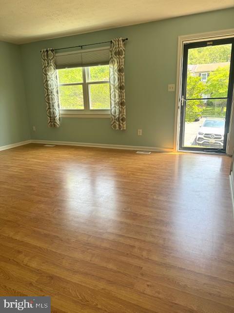 STONEYBROOKE VILLAGE - Residential Lease