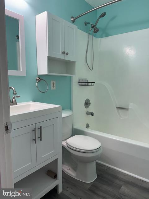 STONEYBROOKE VILLAGE - Residential Lease