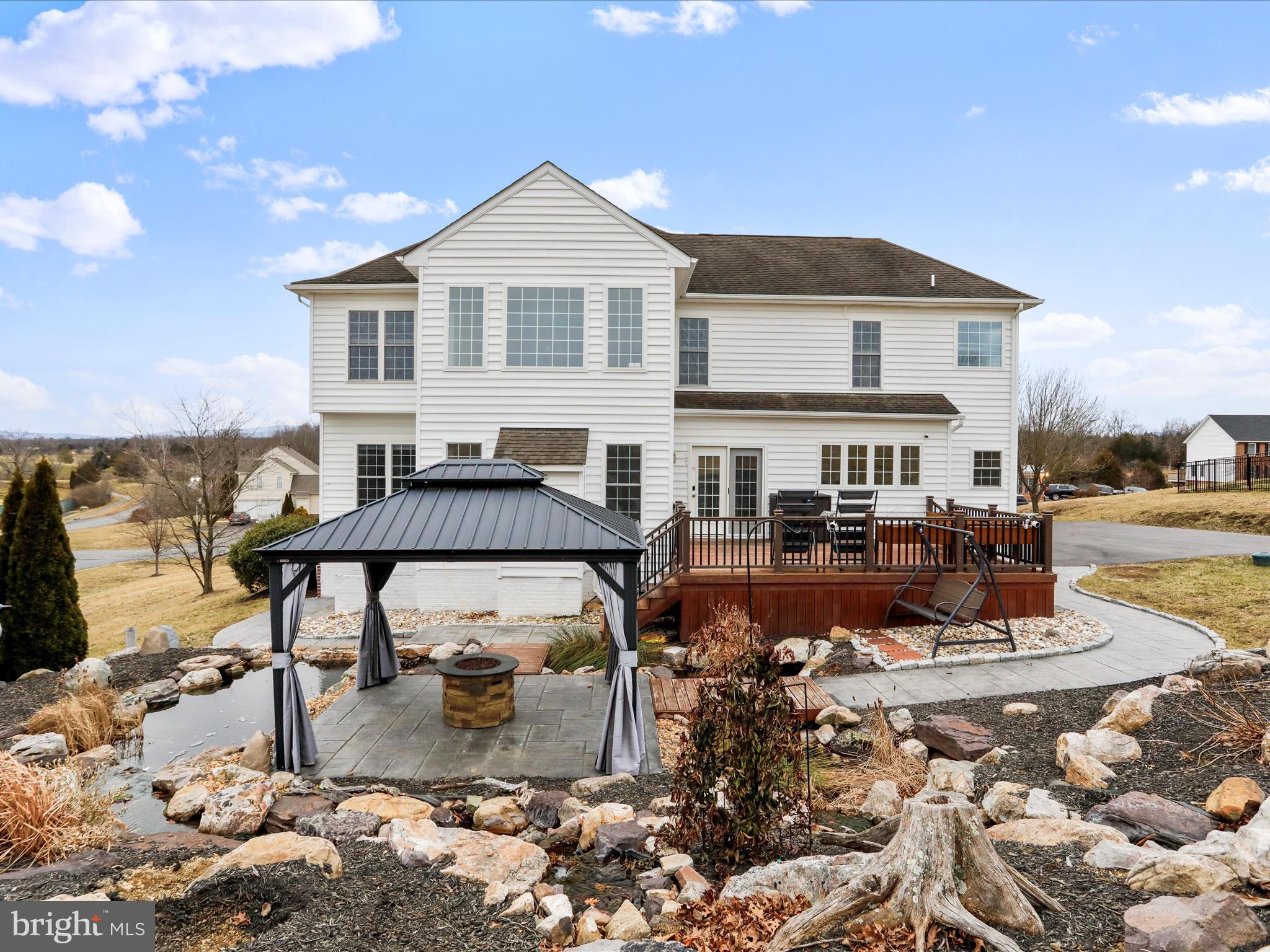 JACKSONS MEADOW - Residential