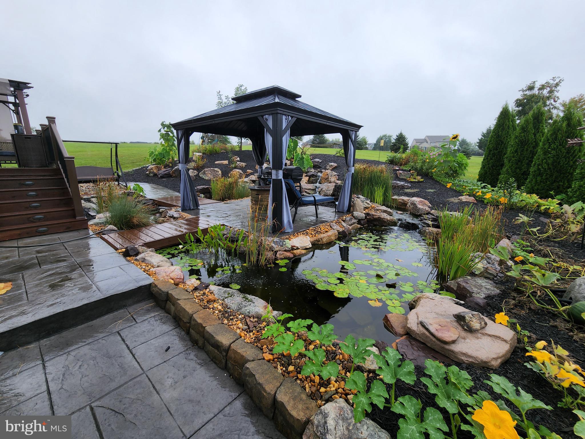 JACKSONS MEADOW - Residential