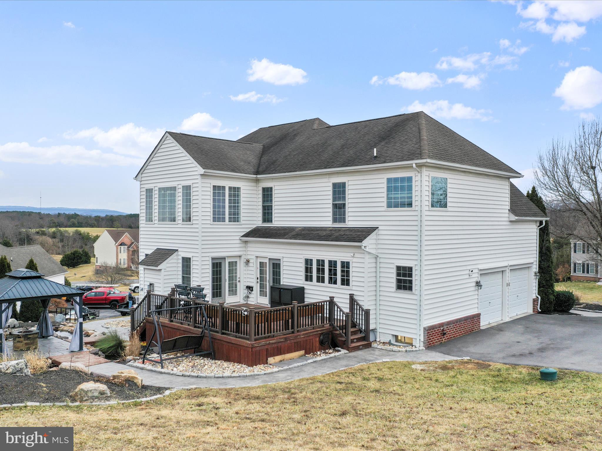 JACKSONS MEADOW - Residential