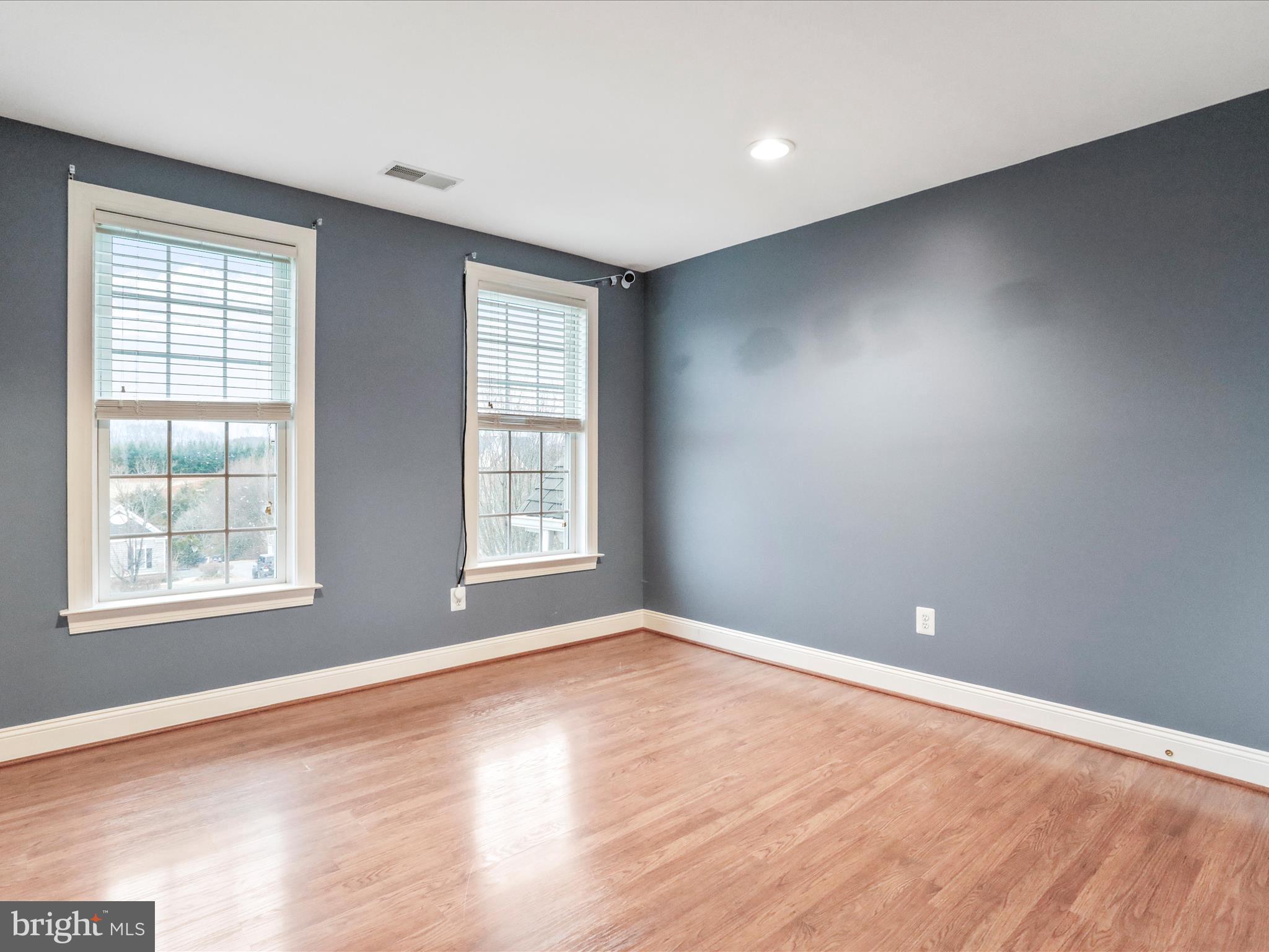 JACKSONS MEADOW - Residential