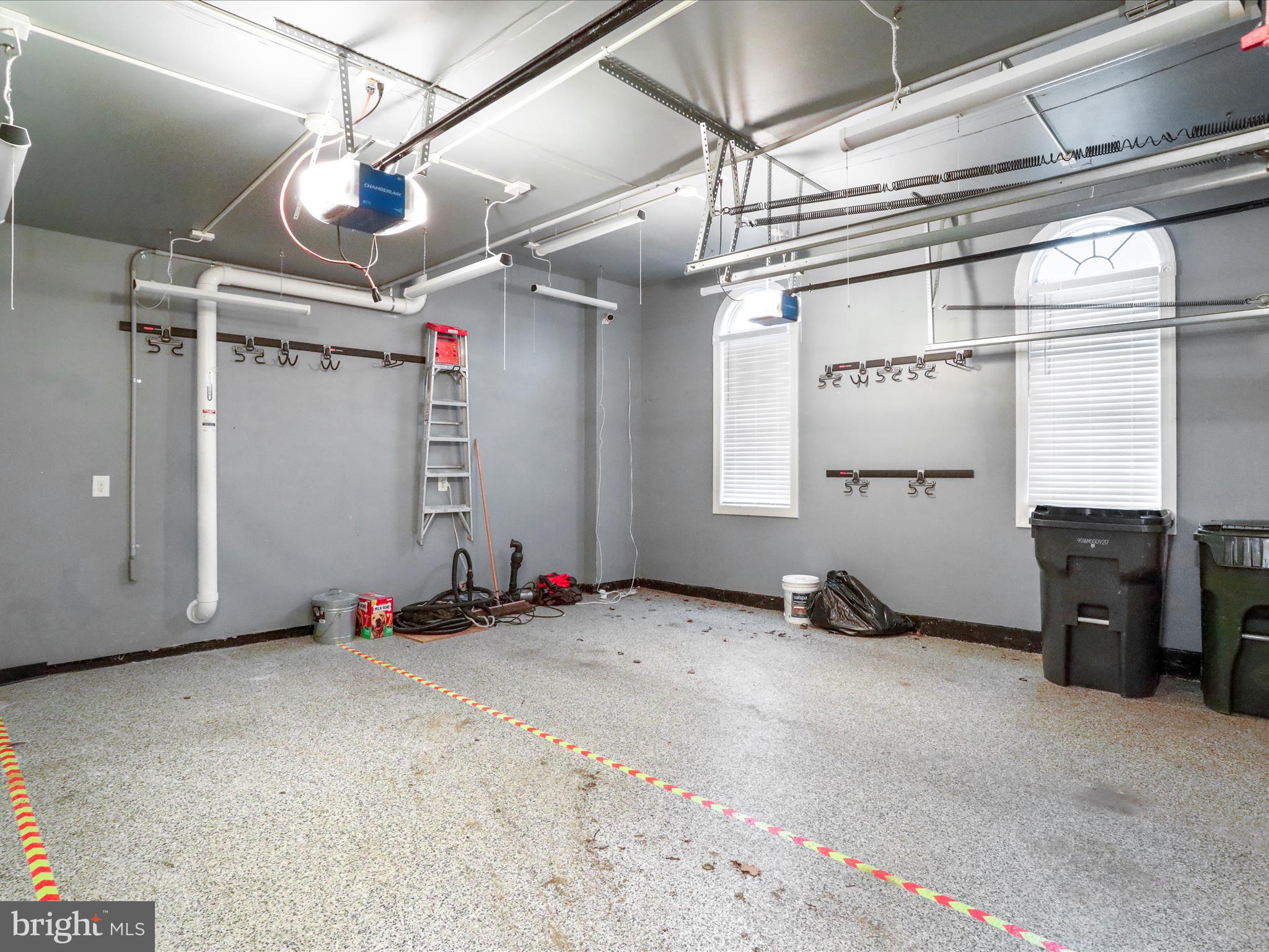 JACKSONS MEADOW - Residential