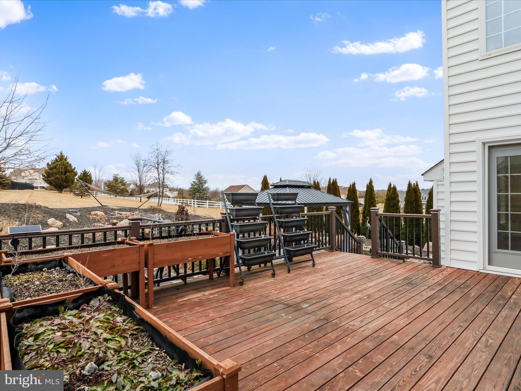 JACKSONS MEADOW - Residential