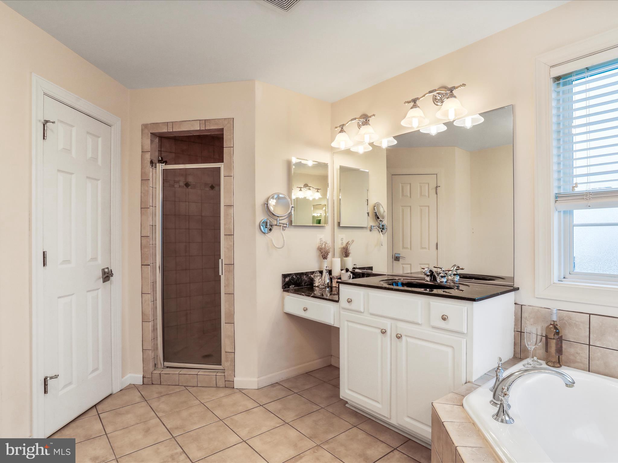 JACKSONS MEADOW - Residential