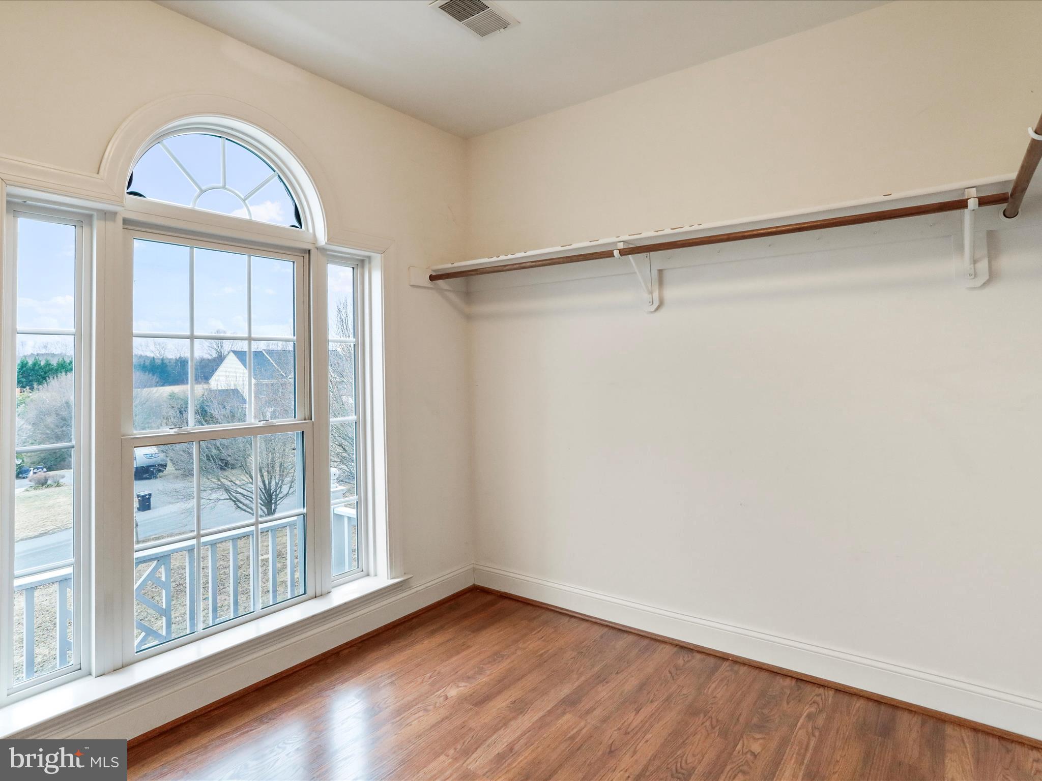 JACKSONS MEADOW - Residential