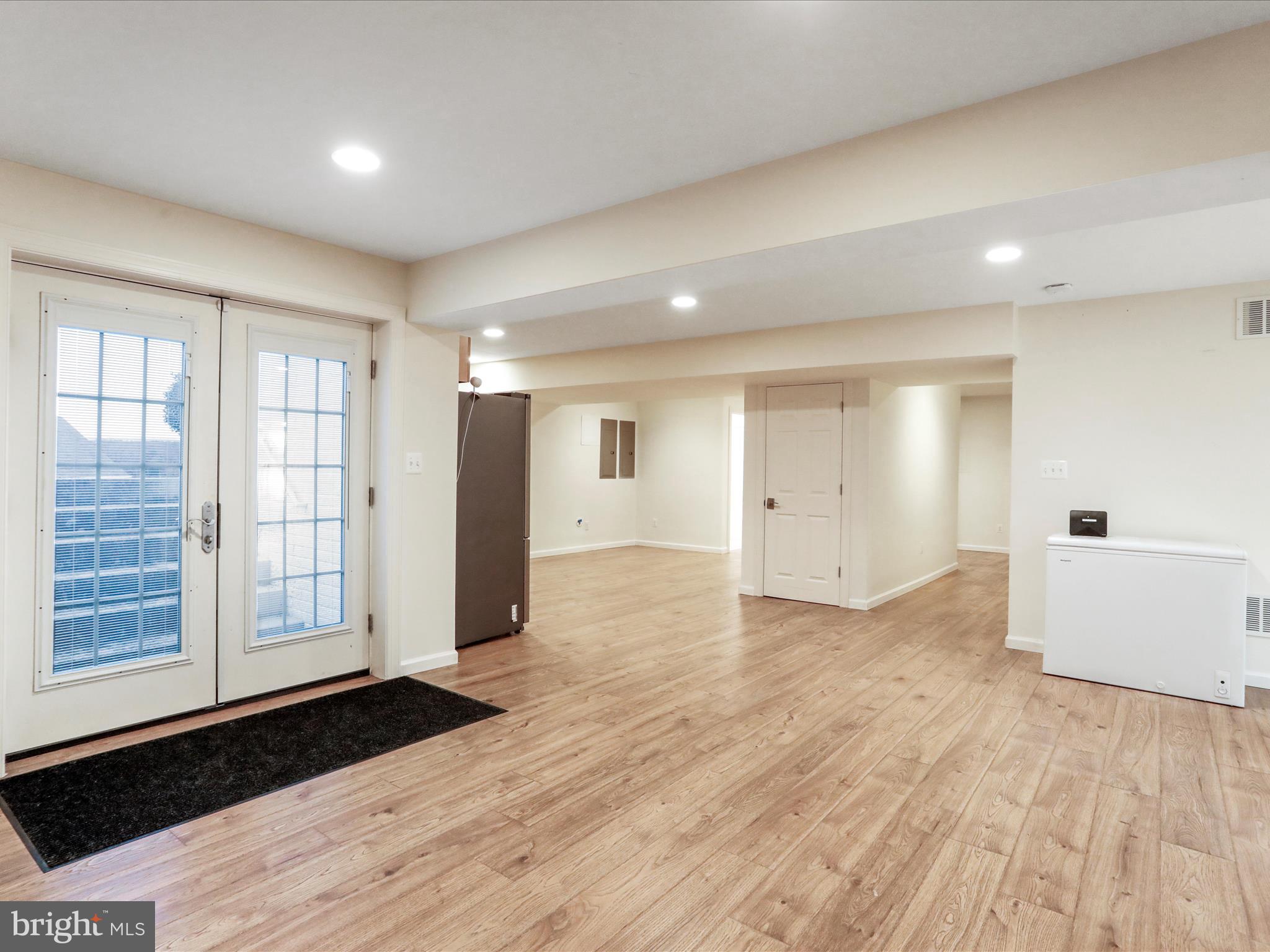 JACKSONS MEADOW - Residential