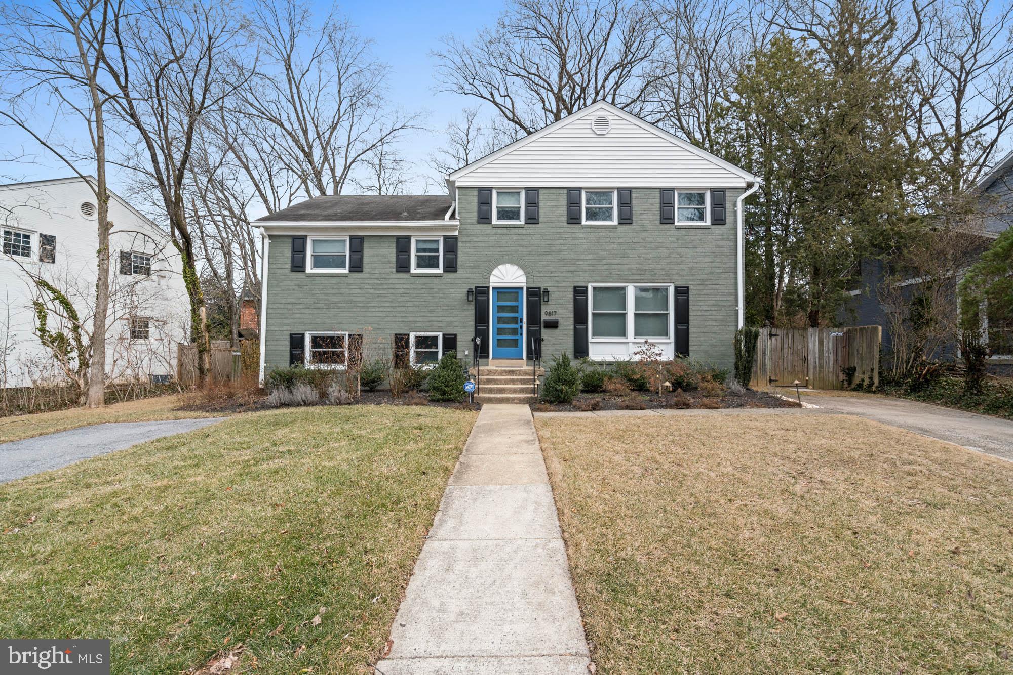 9817 FERNWOOD ROAD