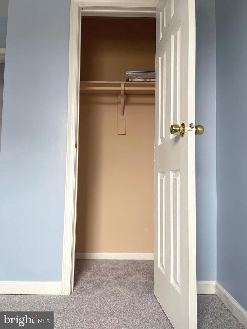 WILLOWBROOK - Residential Lease