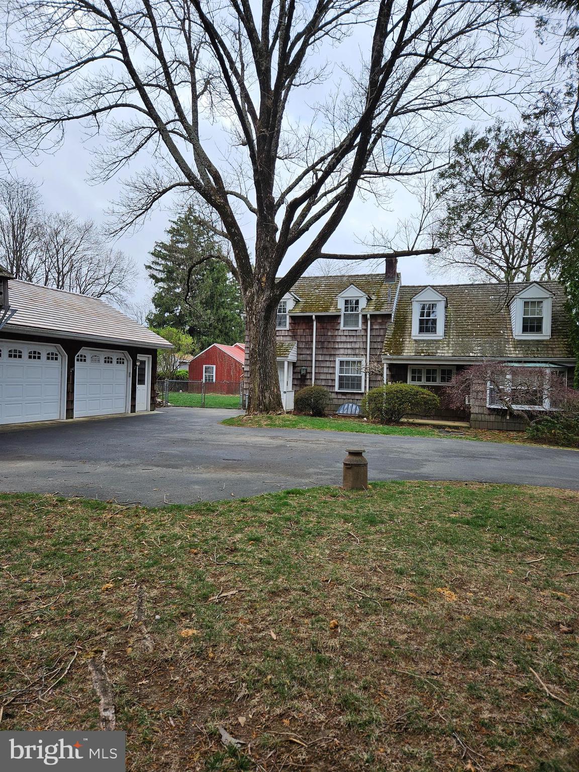 HIDDEN CREEK - Residential