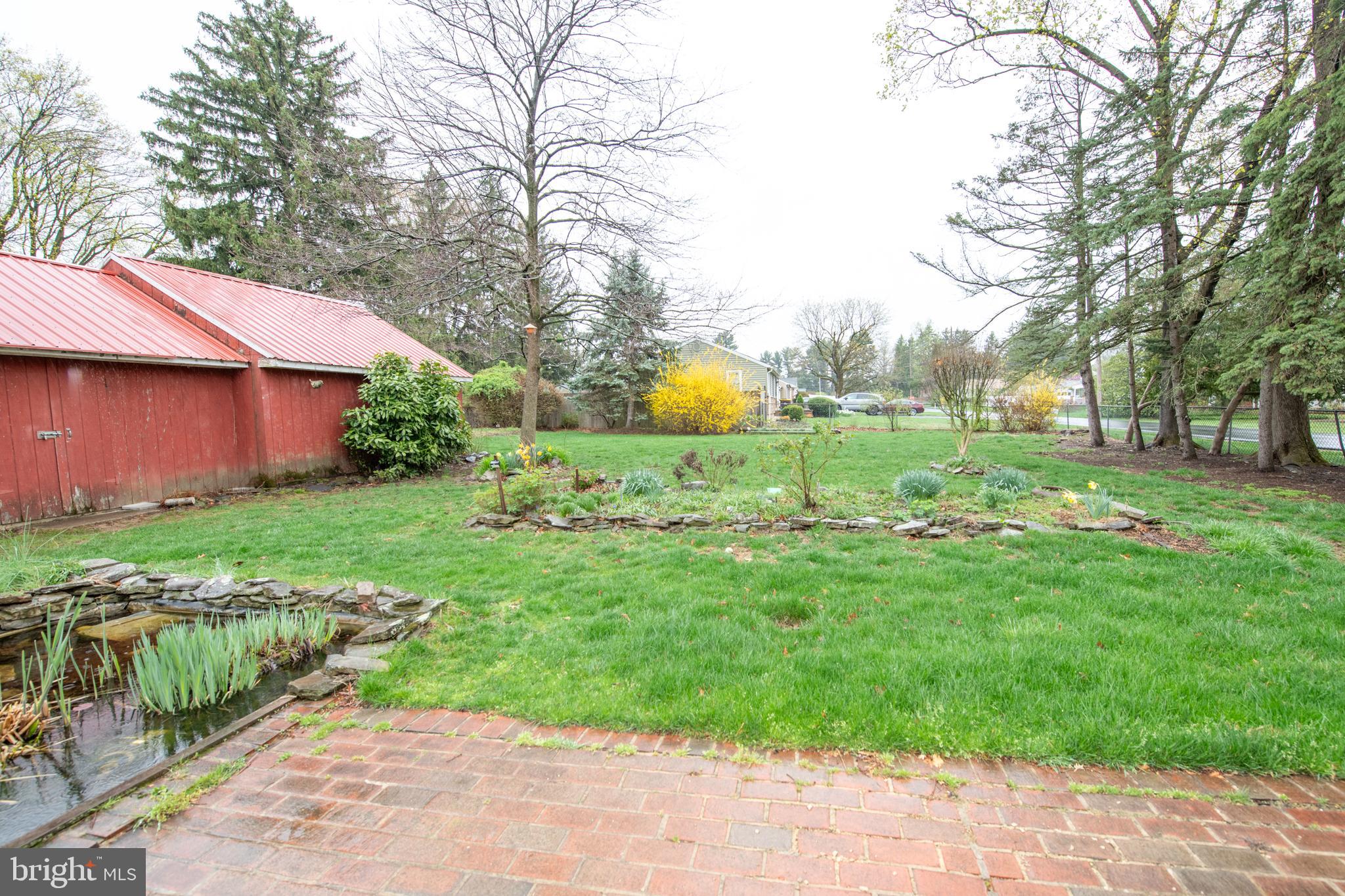 HIDDEN CREEK - Residential