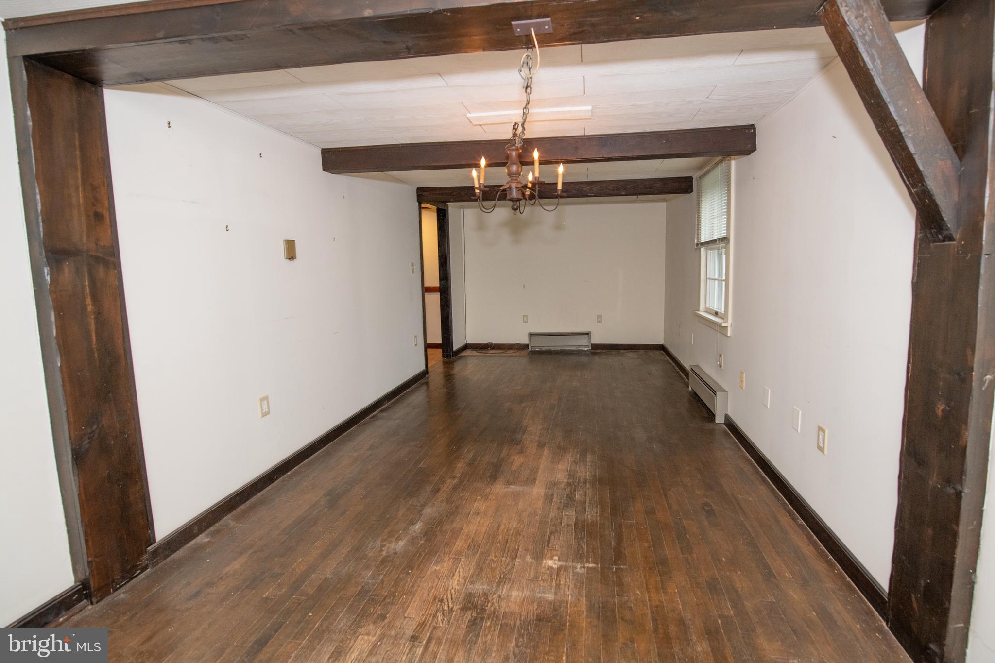 HIDDEN CREEK - Residential