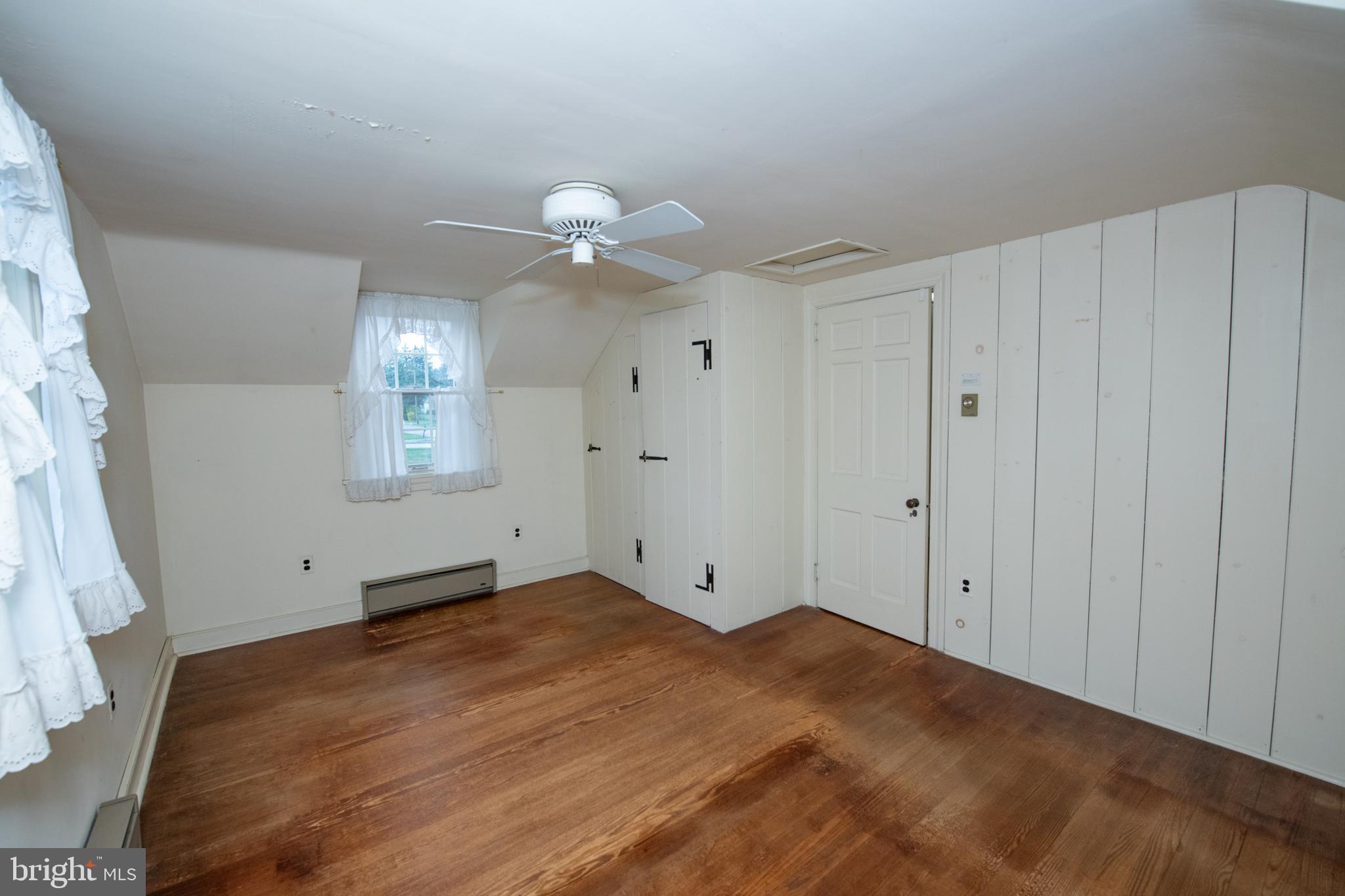 HIDDEN CREEK - Residential