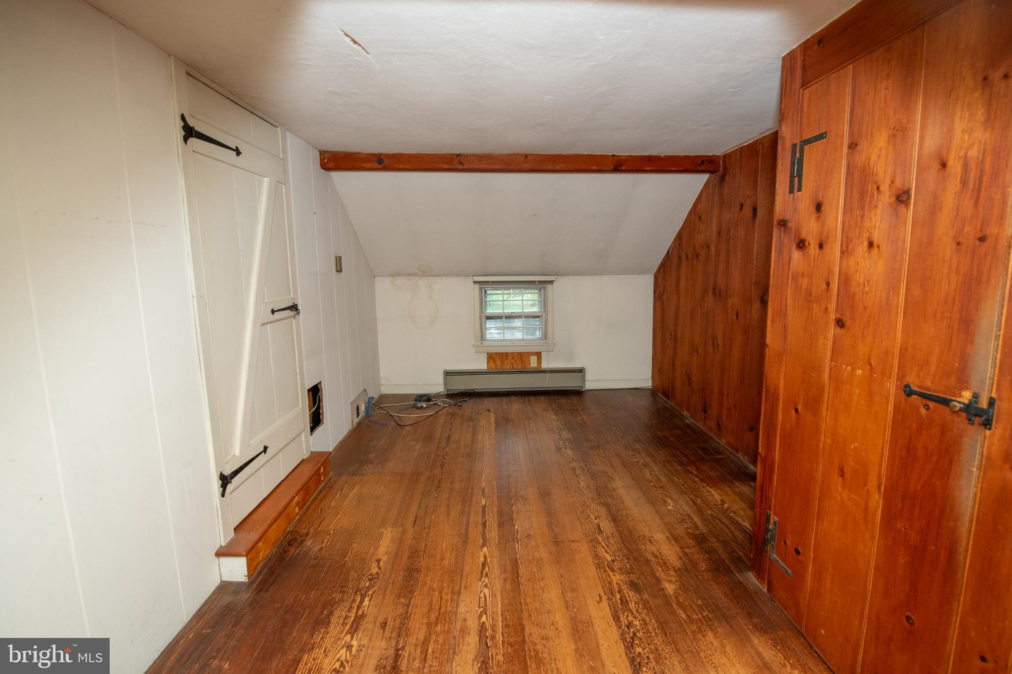 HIDDEN CREEK - Residential