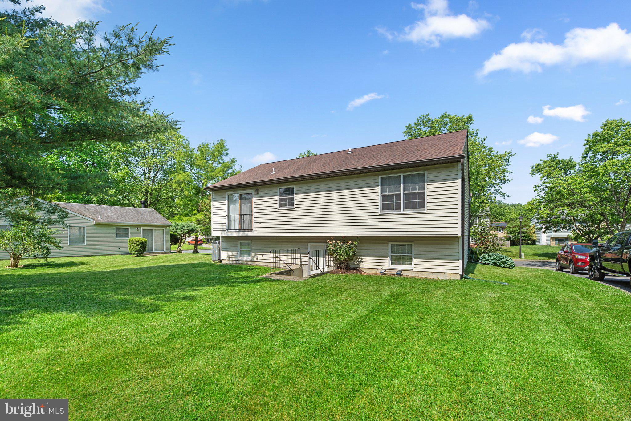 REVELL DOWNS - Residential