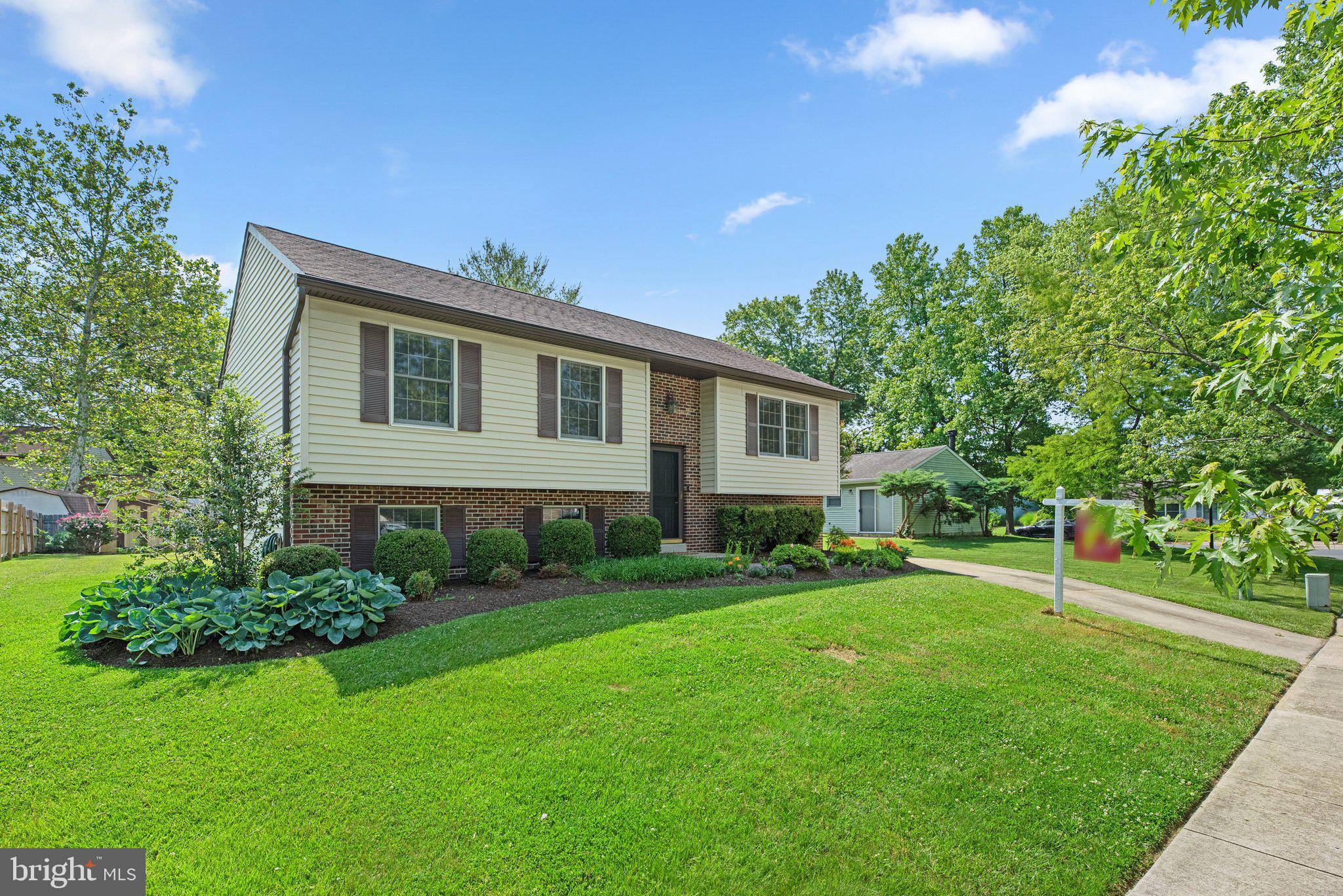 REVELL DOWNS - Residential