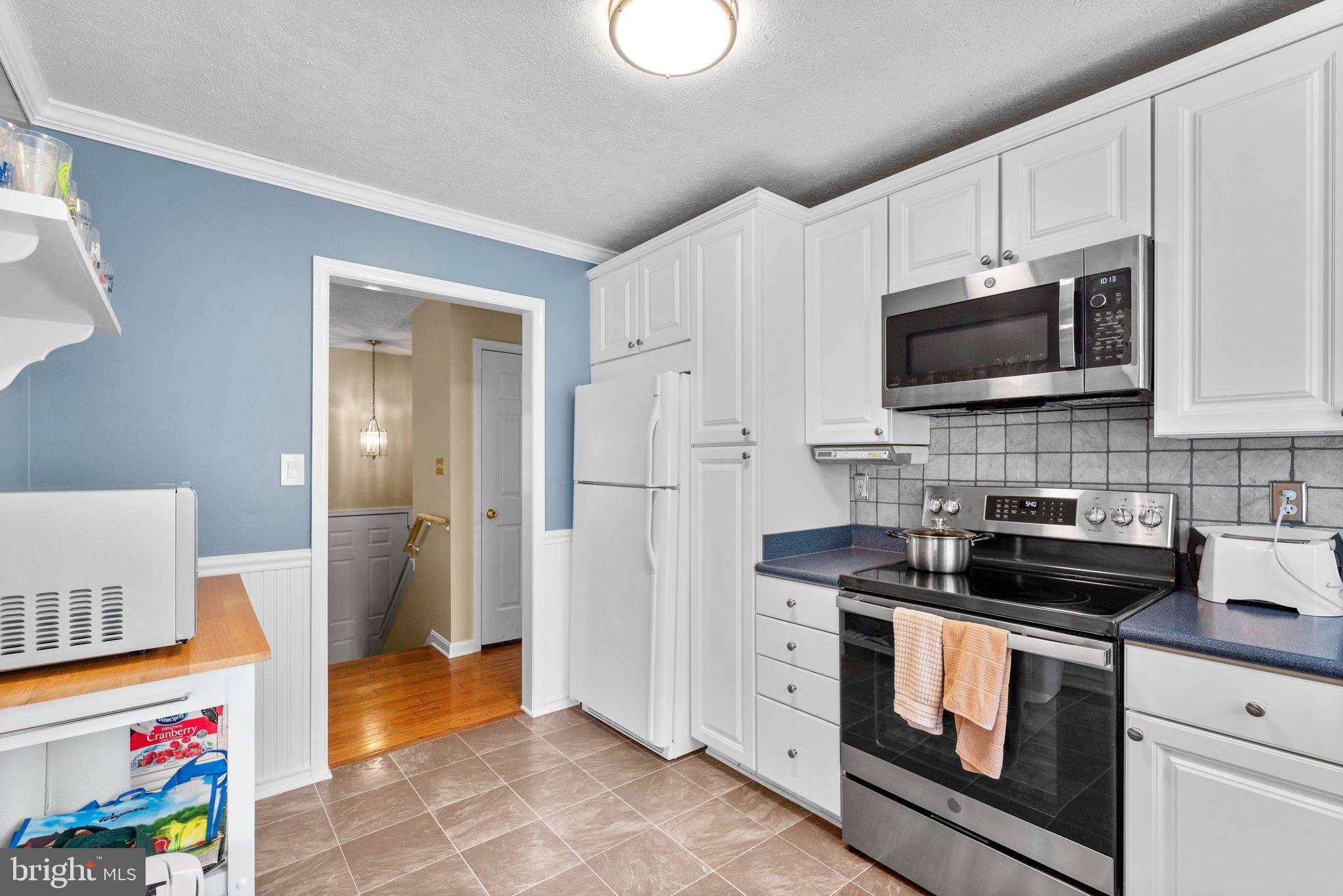 REVELL DOWNS - Residential