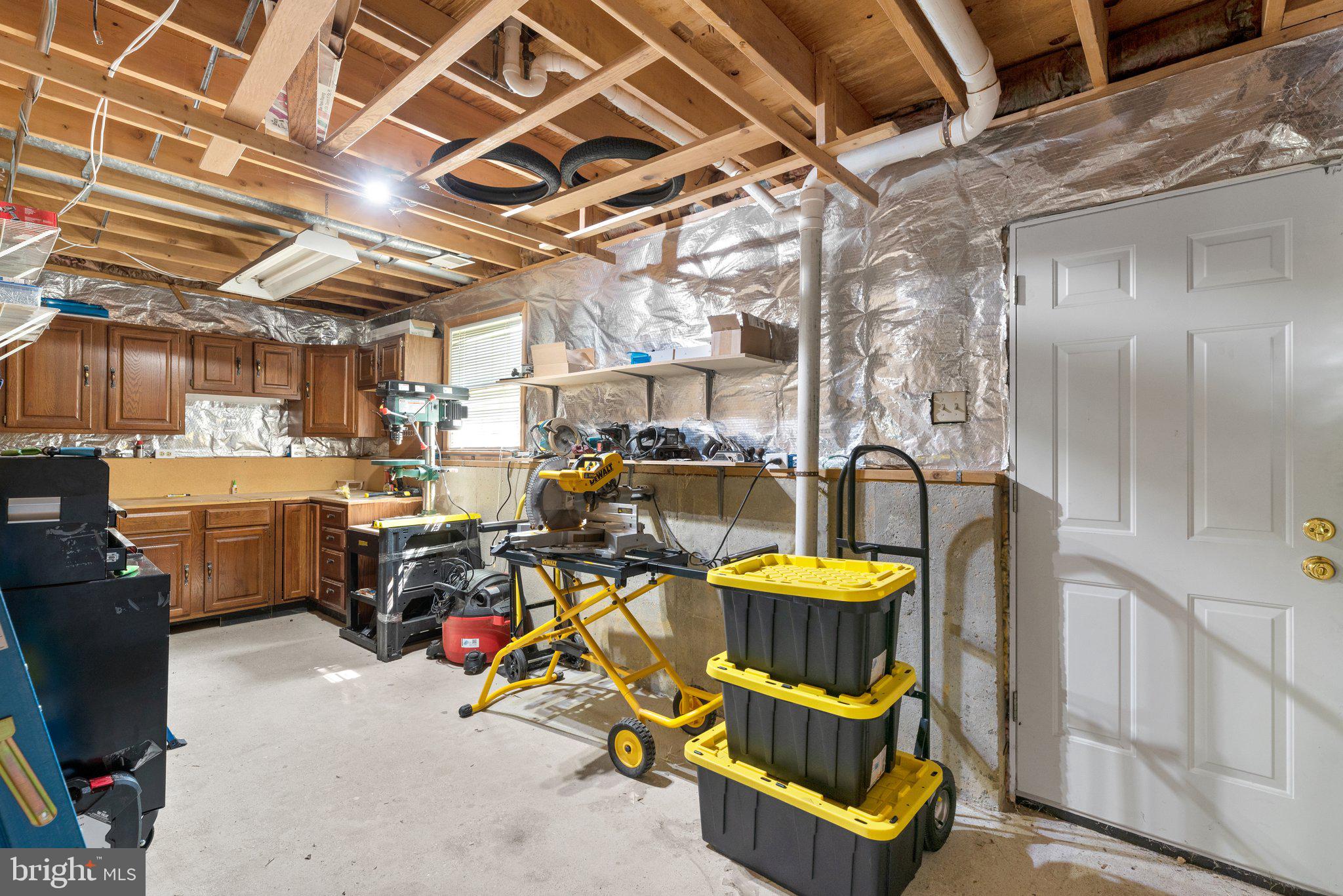 REVELL DOWNS - Residential