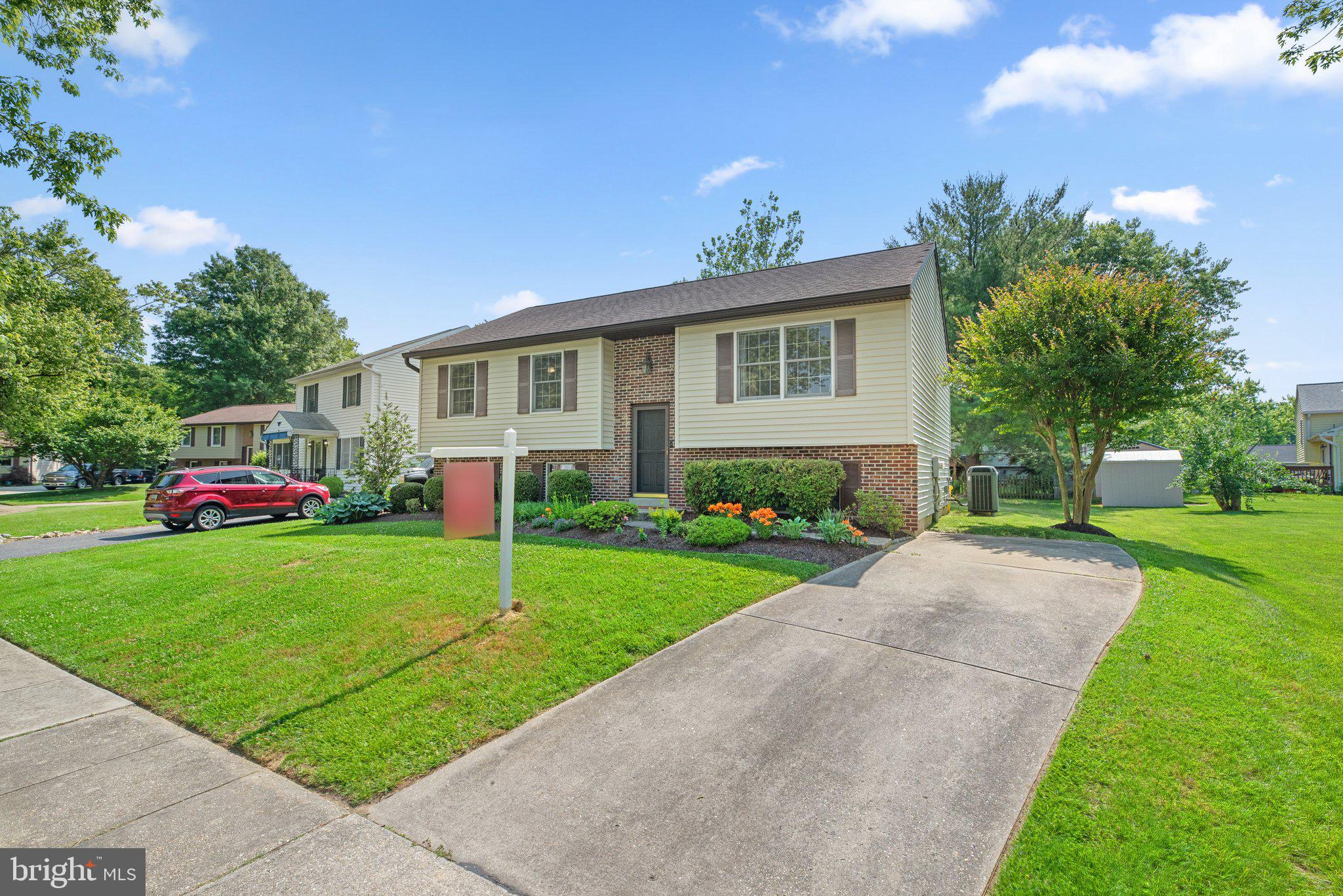 REVELL DOWNS - Residential