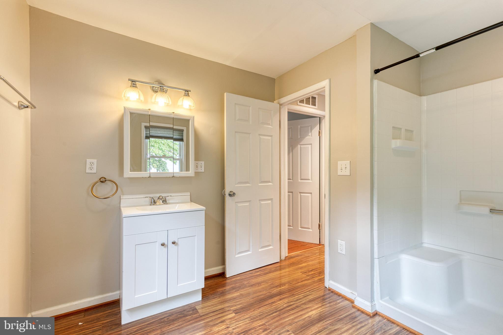 SEVERN RIDGE - Residential Lease