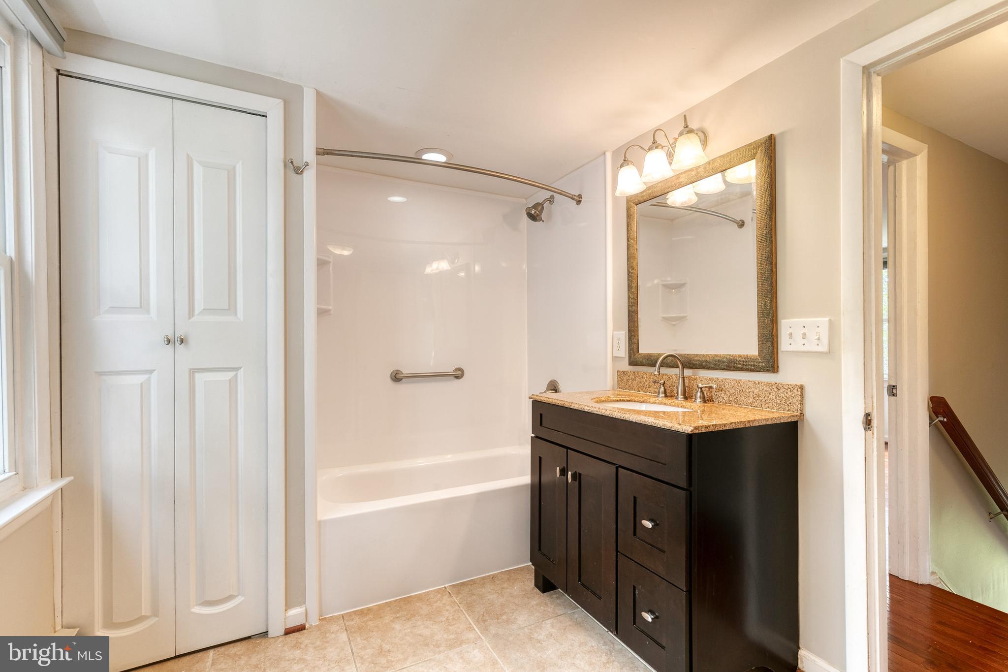 SEVERN RIDGE - Residential Lease