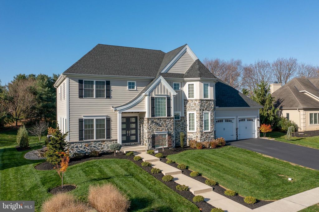 Photo of 227 SETTLERS BND, LANCASTER, PA 17601 (MLS # PALA2028308)