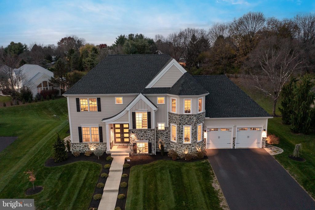 Photo of 227 SETTLERS BND, LANCASTER, PA 17601 (MLS # PALA2028308)