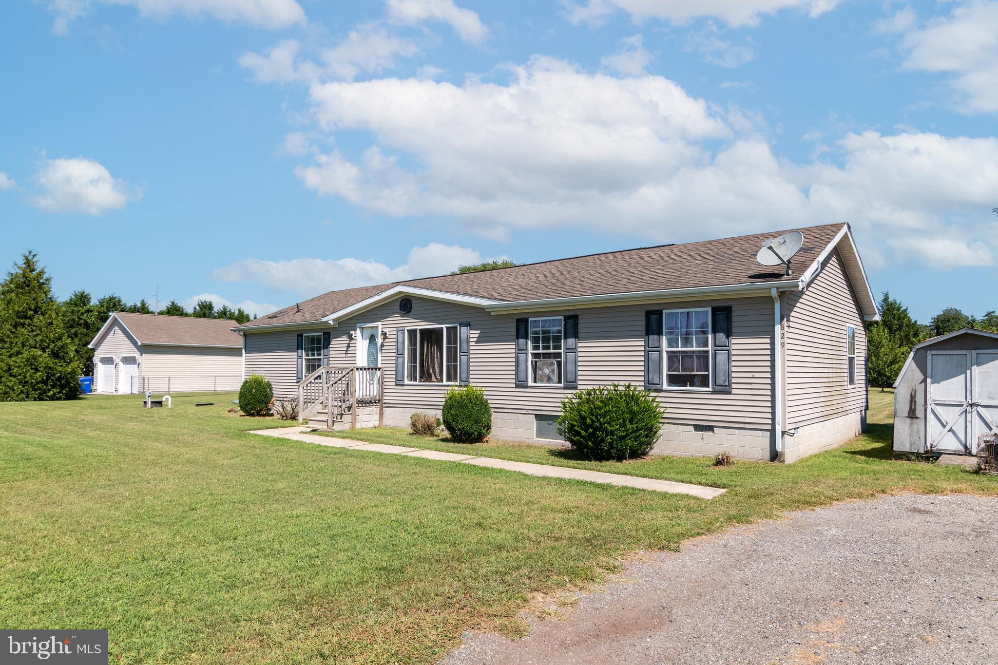 8829 GREENWOOD ROAD