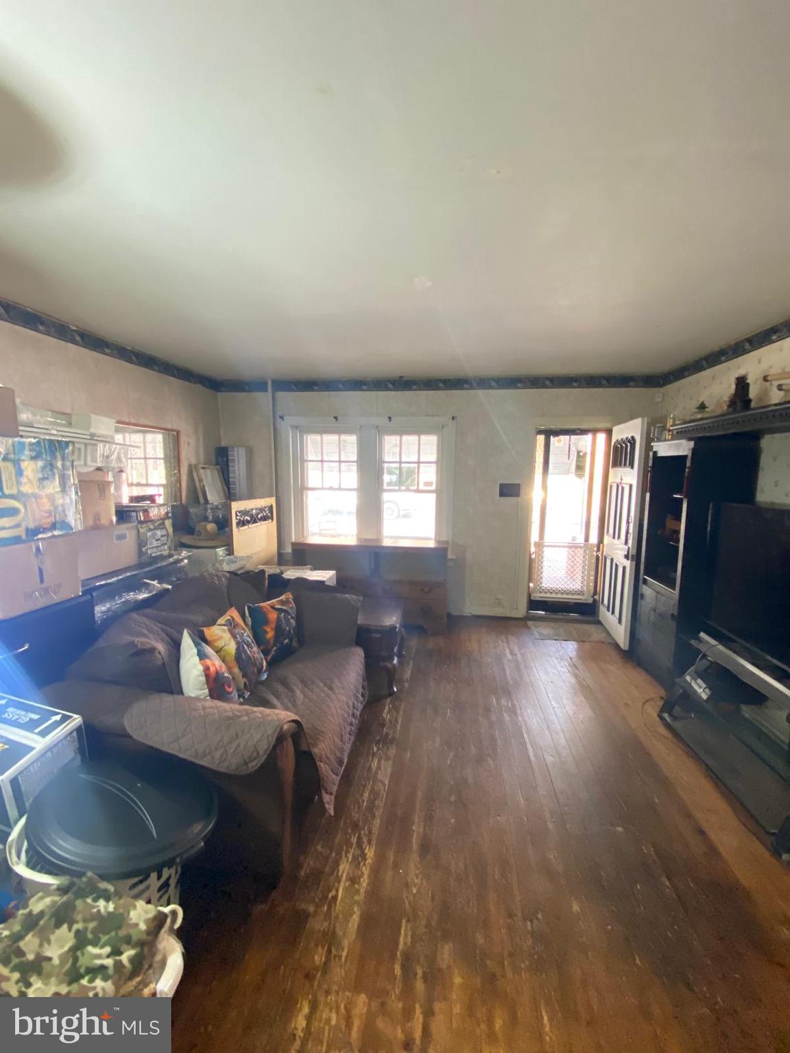 ROSEDALE - Residential