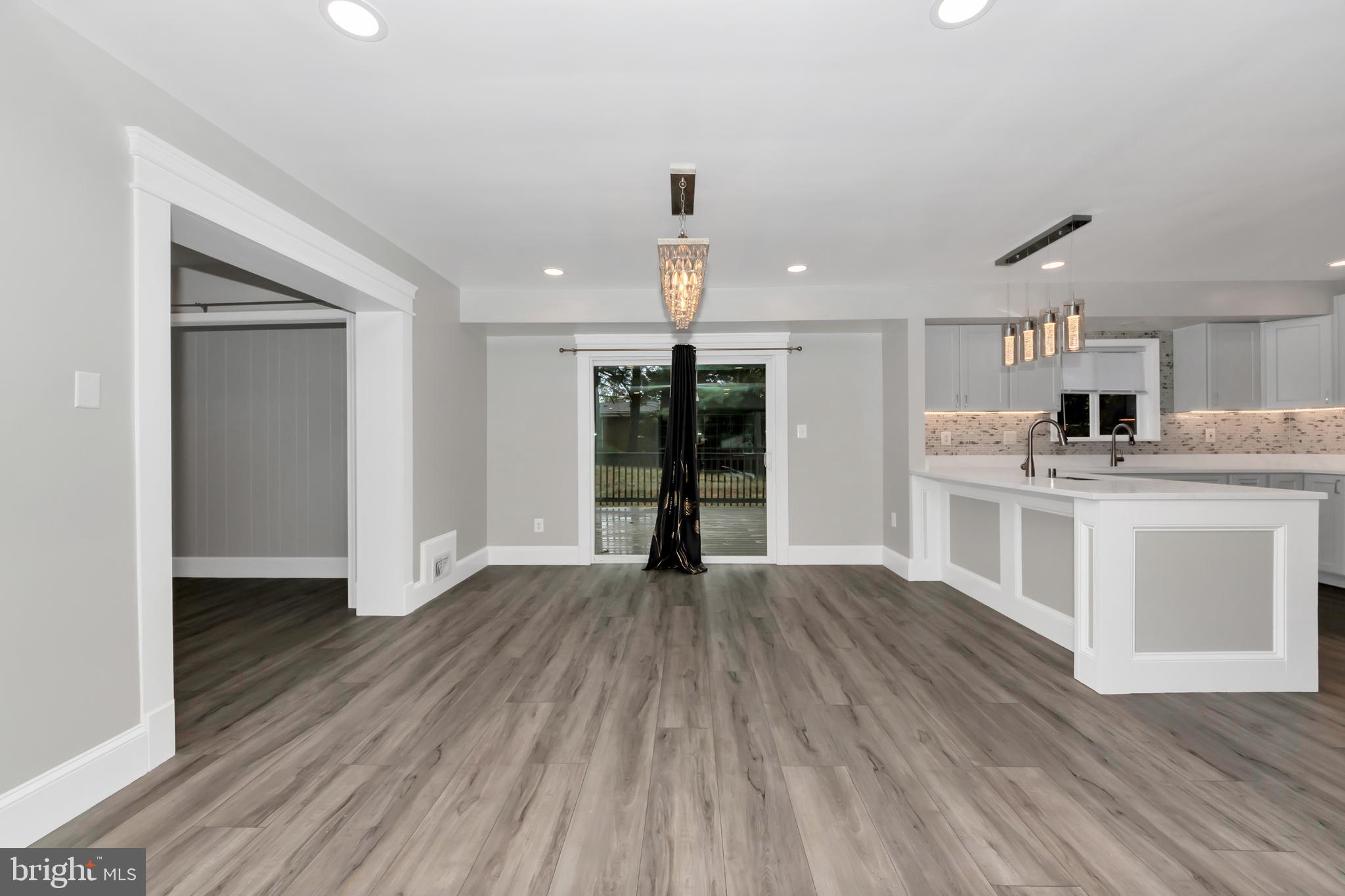 BURNT MILLS MANOR - Residential