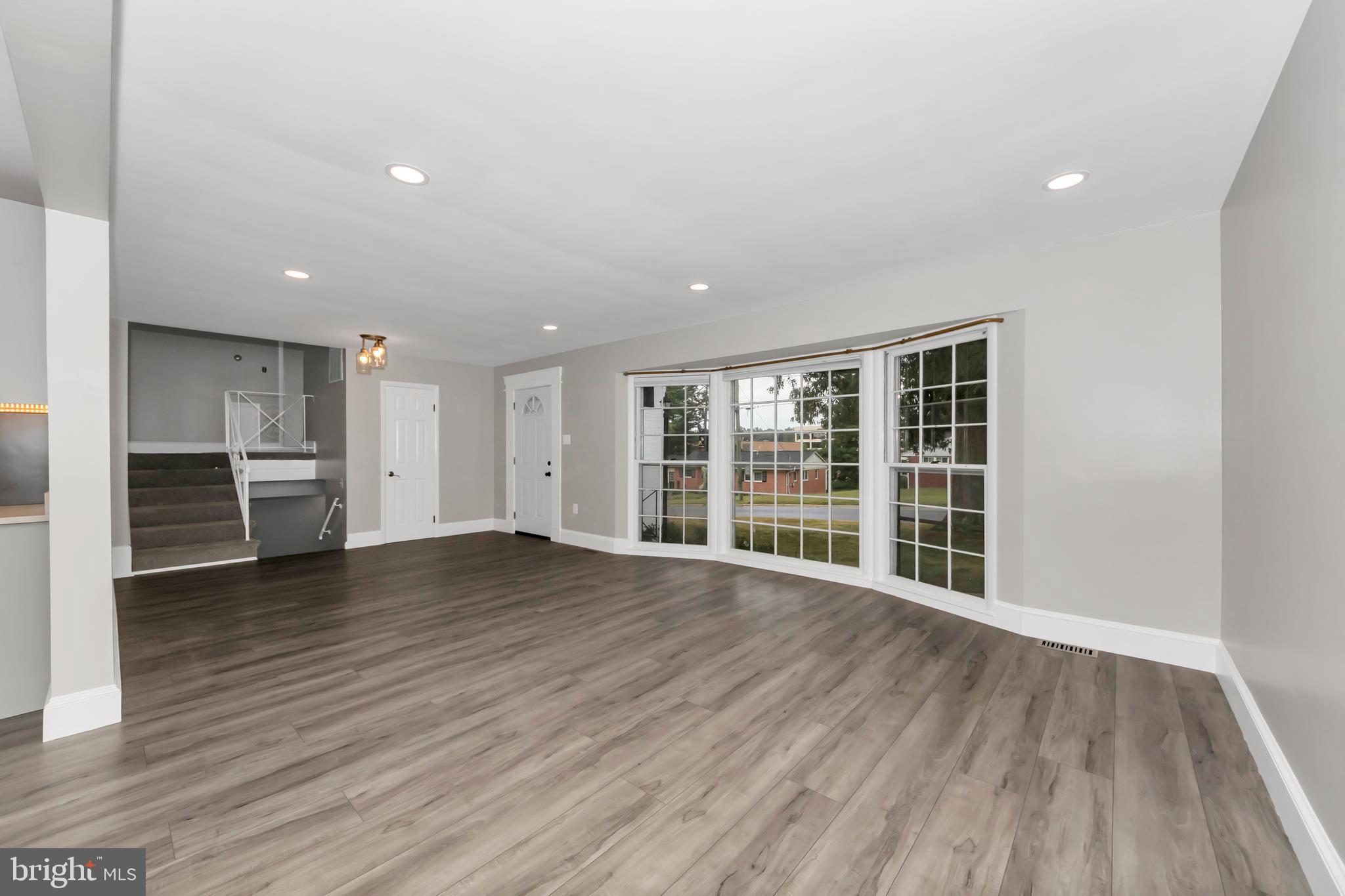 BURNT MILLS MANOR - Residential