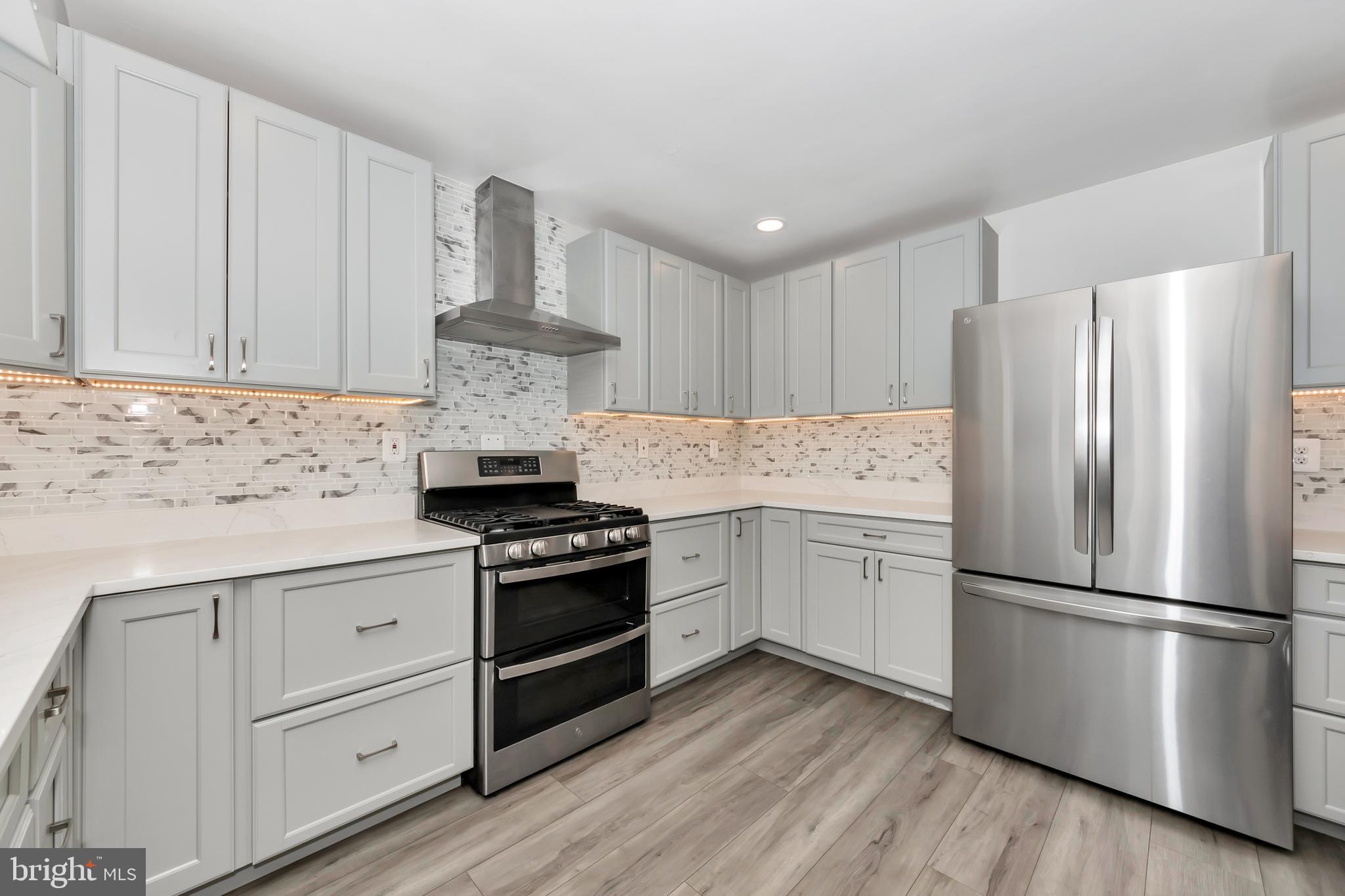 BURNT MILLS MANOR - Residential