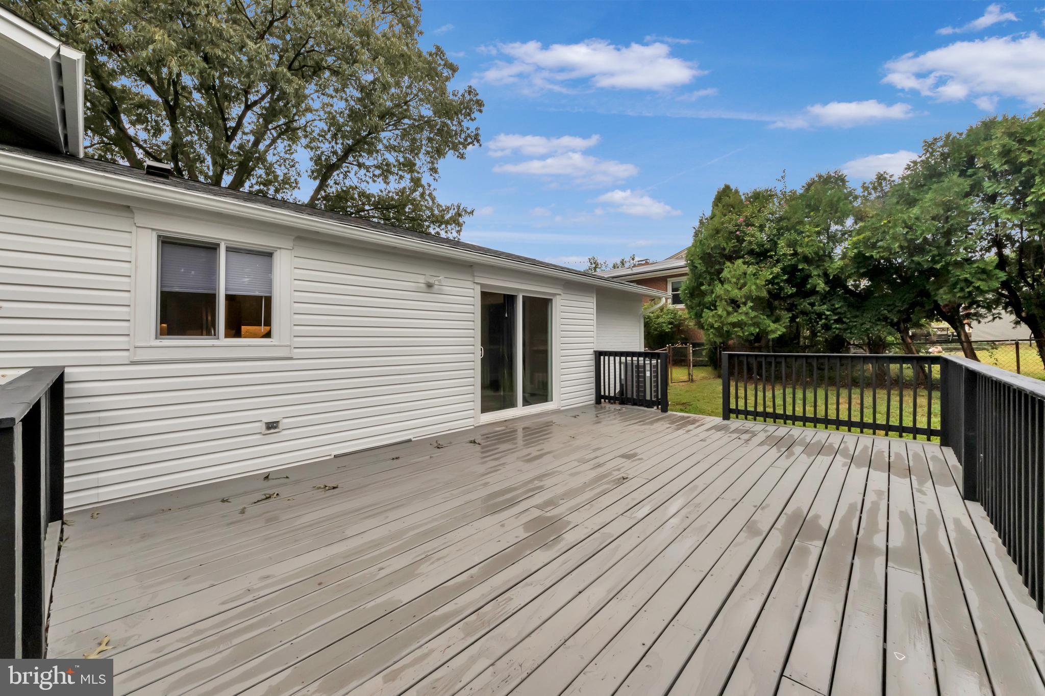 BURNT MILLS MANOR - Residential