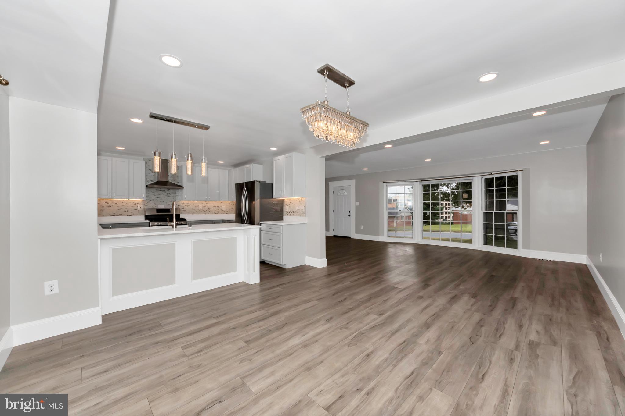 BURNT MILLS MANOR - Residential