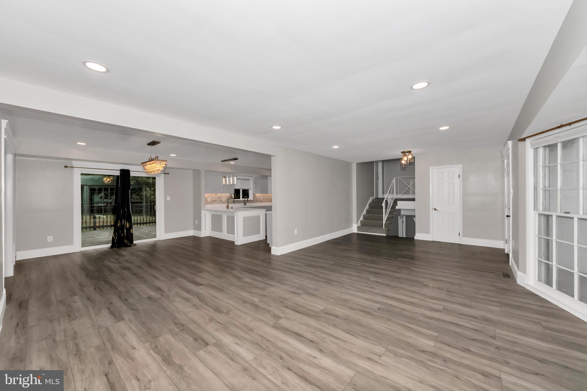 BURNT MILLS MANOR - Residential