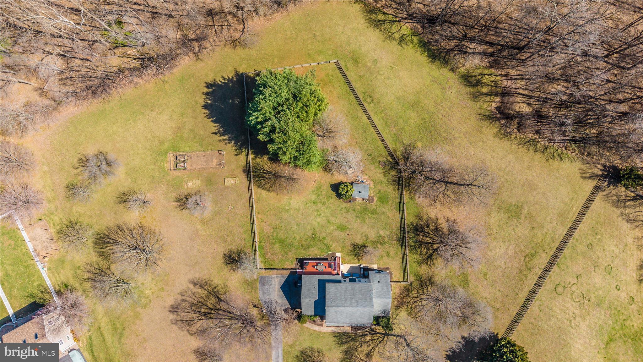 HOLBROOK HEIGHTS - Residential