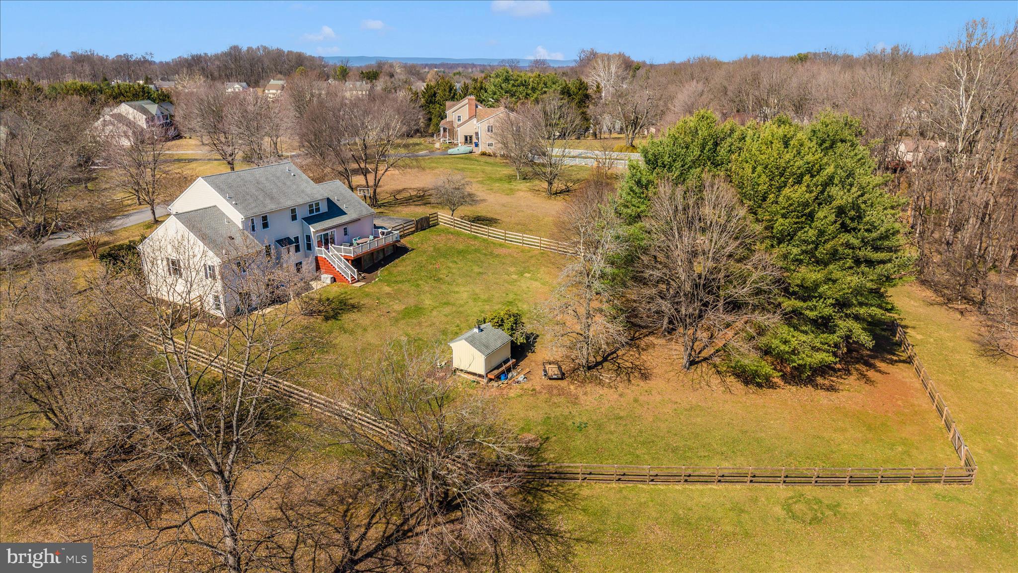 HOLBROOK HEIGHTS - Residential