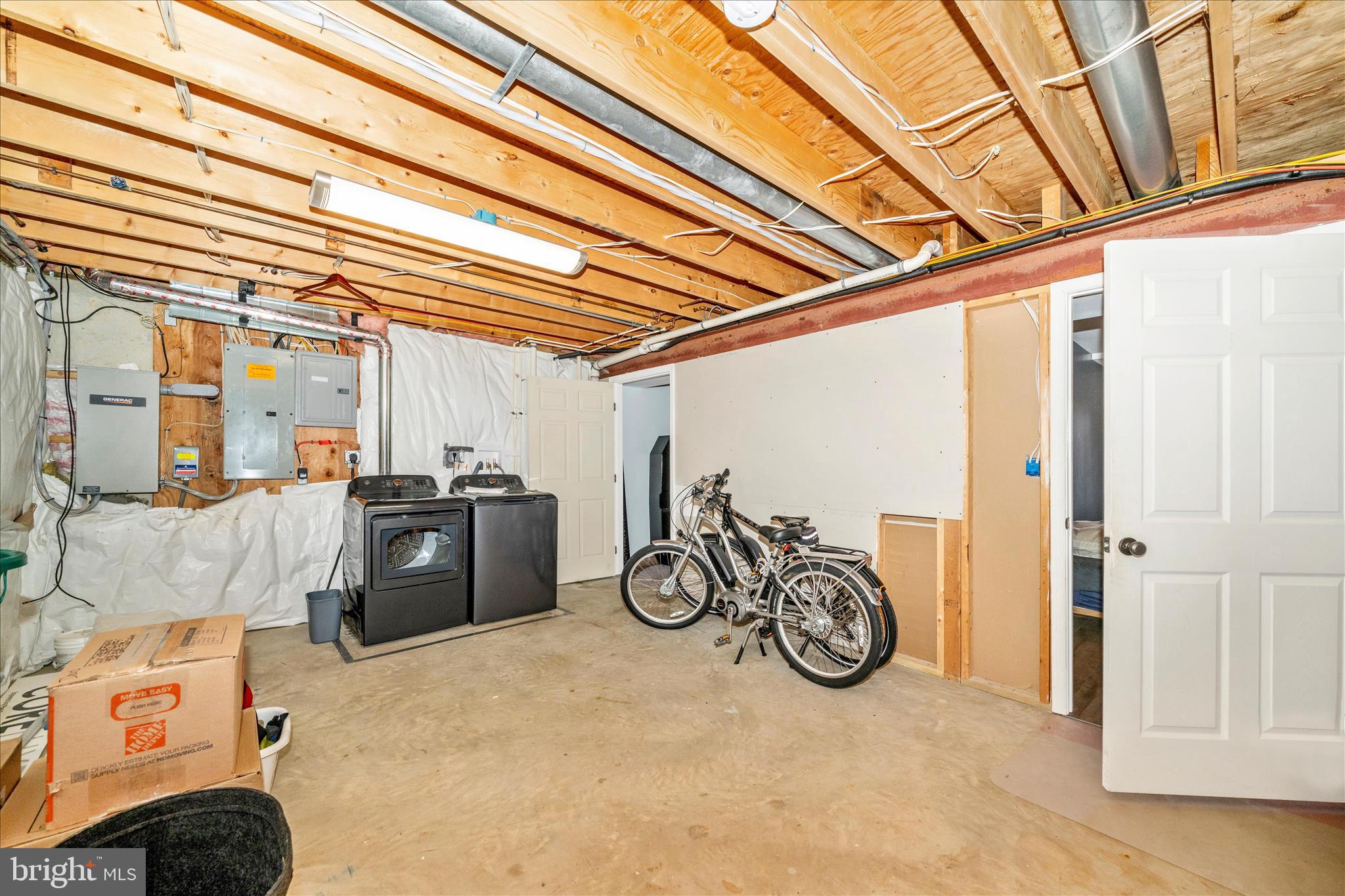 HOLBROOK HEIGHTS - Residential